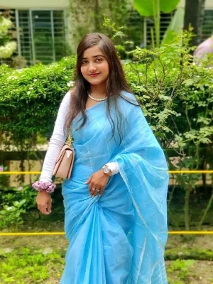 Picture of হাফসিল্ক চুমকি শাড়ী/ Half Silk Chumki Glam Saree – Shine with Bengali Elegance
