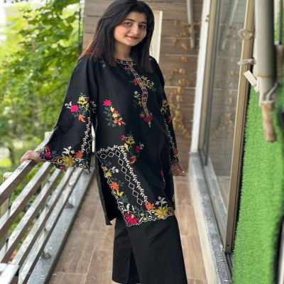 Picture of Embroidary Lilen Kurti Set 2peace (ku-01)