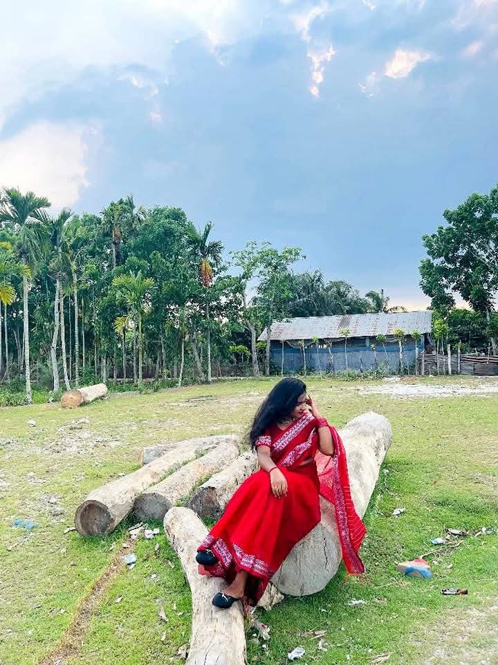 Buy Halfsilk Nakshi Pair Saree  at Best Price In Bangladesh