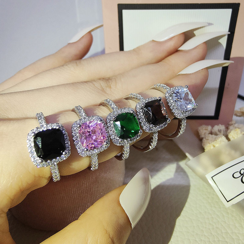 Picture of Moissanite Ring Engagement Rings for Women Brilliant Round Cut Diamond Sterling Silver Proposal Ring