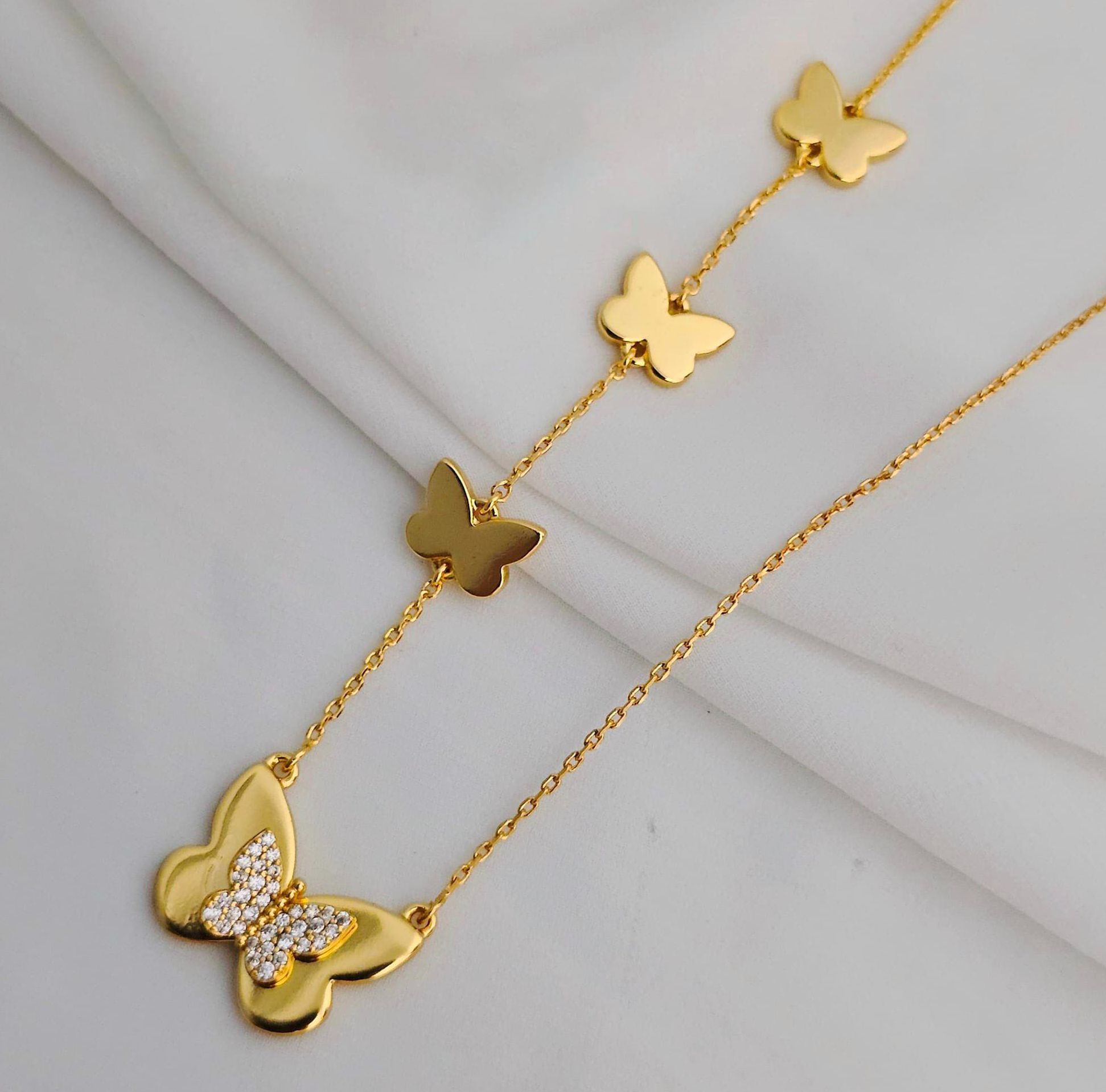 Picture of Korean New Model Butterfly Design Premium Quality Pendant Necklace For Women Holiday Gifts Party, Birthday, Bridal Jewelry