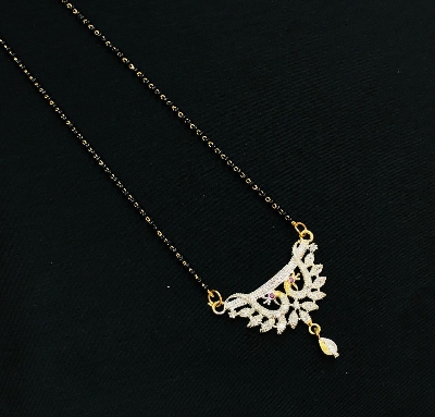 Picture of Valentine Gift Pigeon Design CZ Gold Plated Alloy Mangala sutra/ Necklace For Women