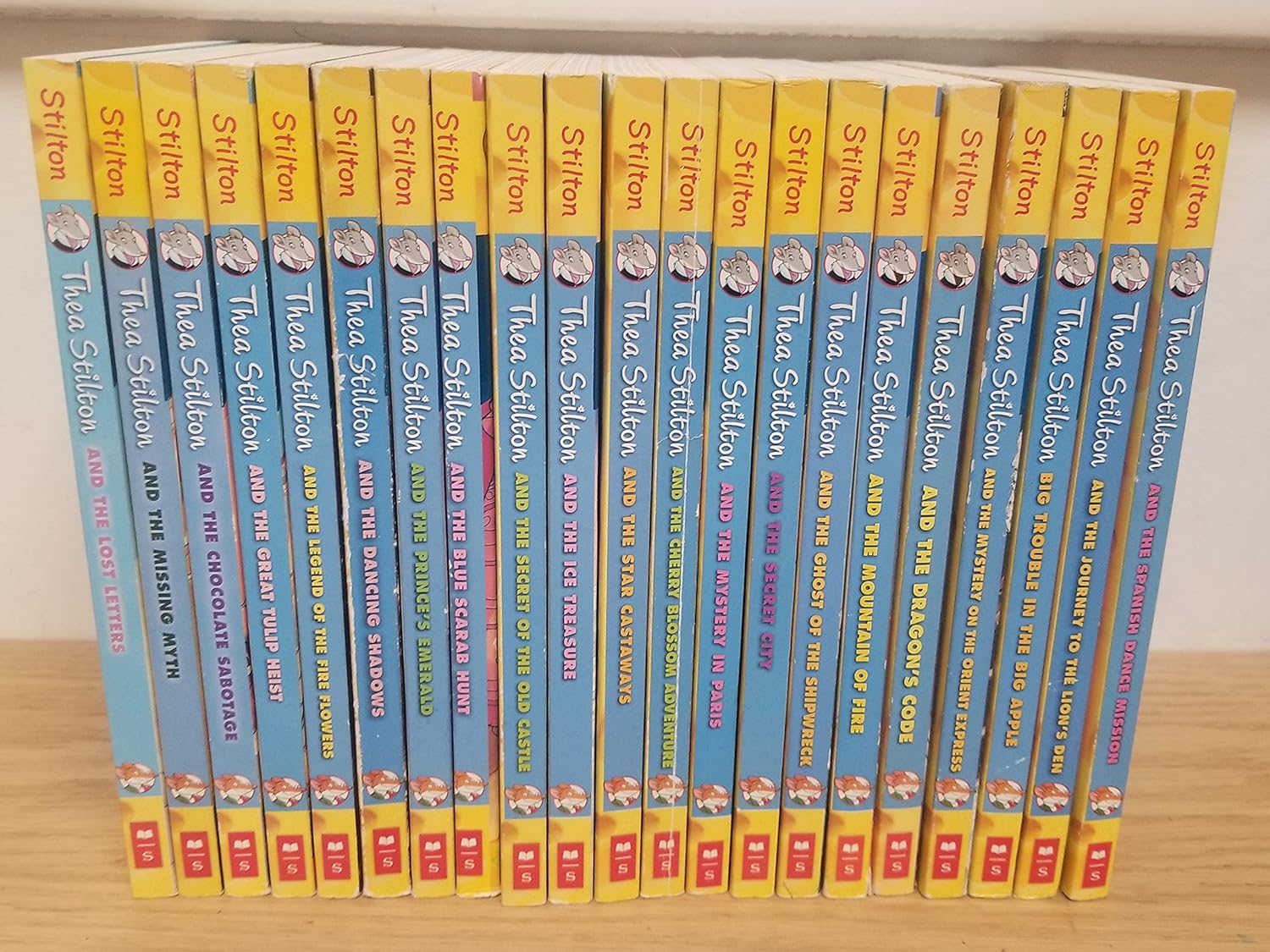 Picture of Thea Stilton [Paperback] GERONIMO STILTON