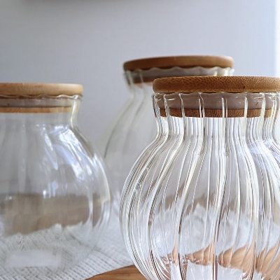 Picture of 1 pcs 600 ml Curvy Pumpkin Airtight Glass Jar w/ Bamboo Lid