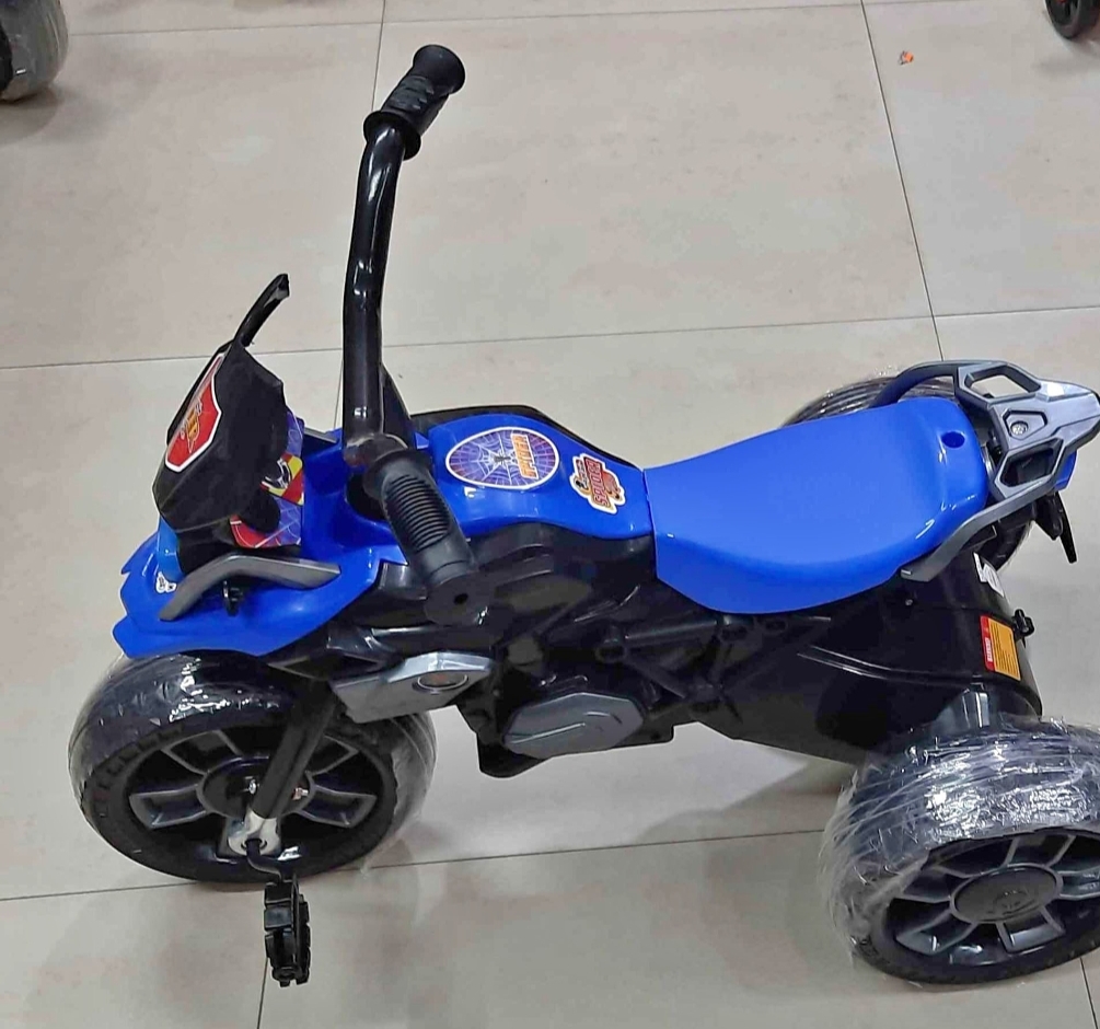 Picture of A.C.I Captain Spider Bike With Music Paddle Tricycle - Entertaining And Safe Tricycle Ride For Kids And Babies - Children'S Cycling Gear