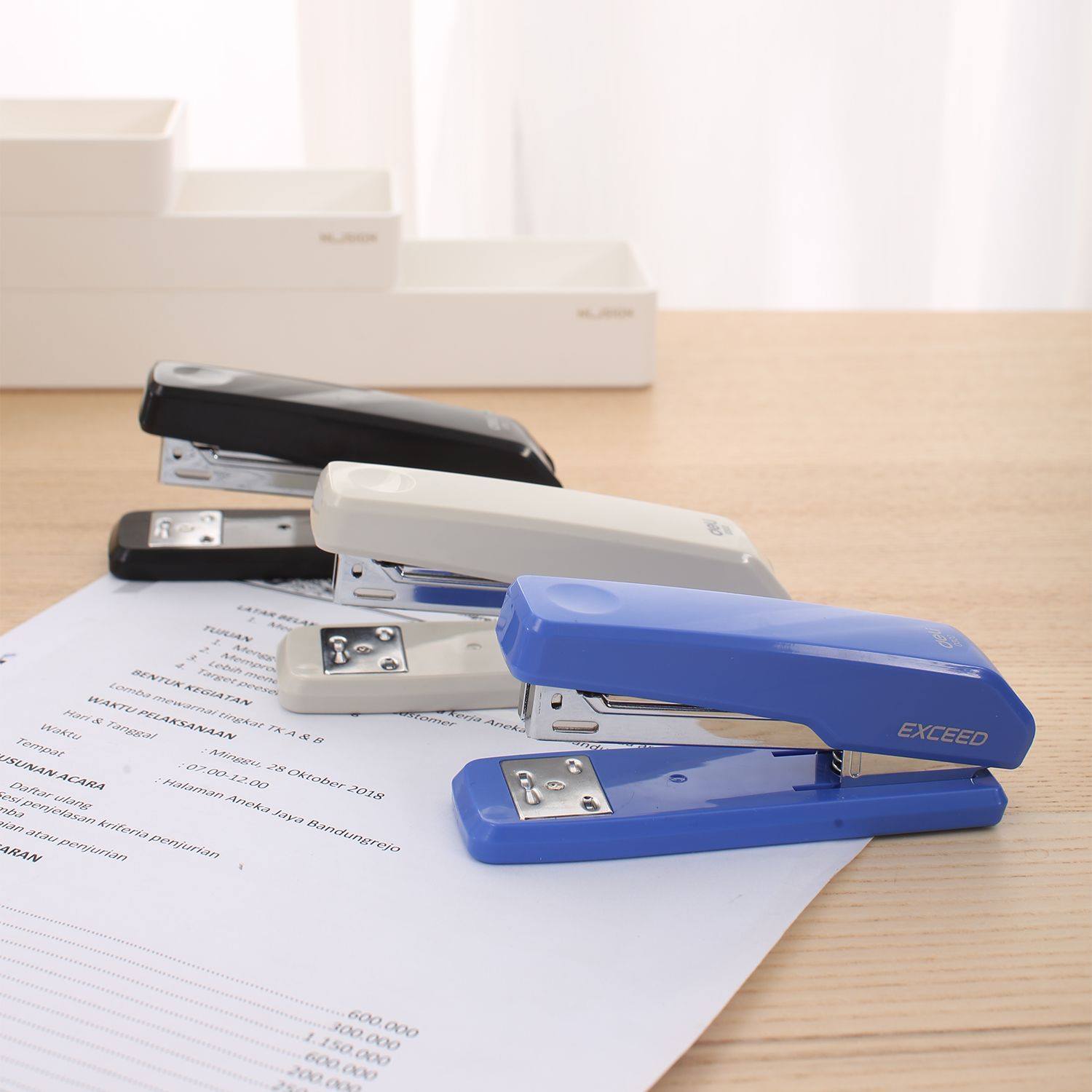 Picture of Deli E0300 Half Strip Stapler