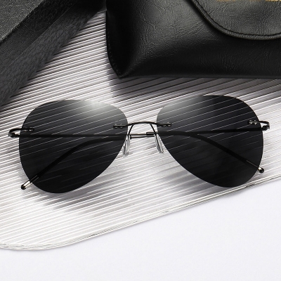 Picture of Rimeless Sunglasses Ultra lightweight Titanium