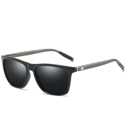 Picture of Polarized Sunglasses For Men UV Protected Aluminum Leg