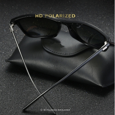 Picture of Polarized Sunglasses For Men UV Protected Aluminum Leg
