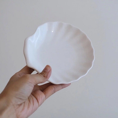 Picture of 6pcs White Porcelain Shell Dish Multipurpose Ceramic Appetizer Plates Dinner Dessert Salad Plates Elegant Serving Dish 4 Inch.