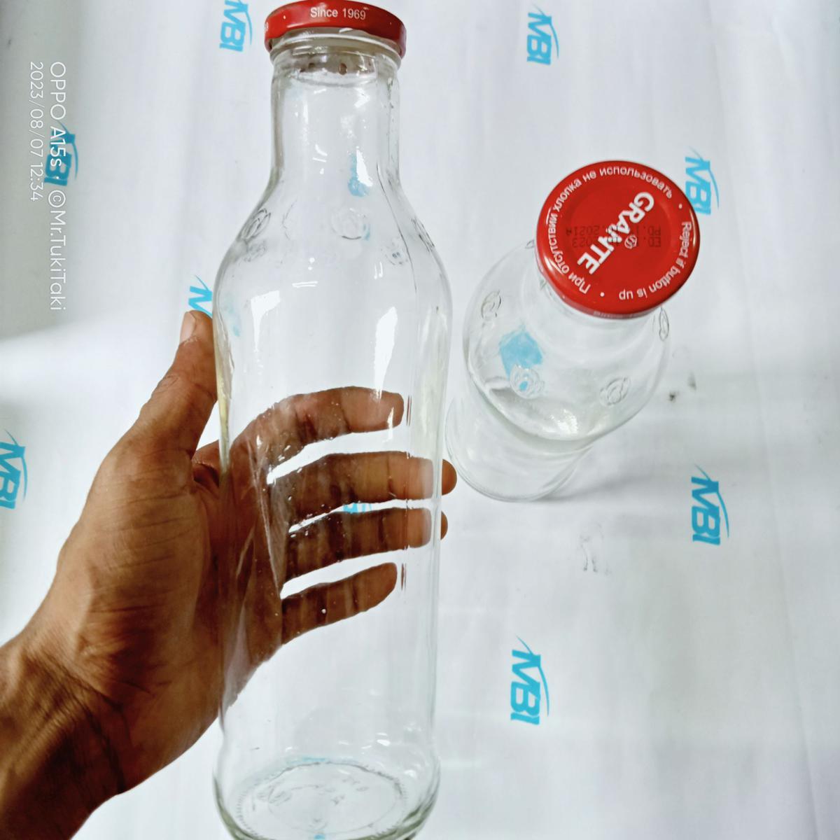 Picture of 750 ML Glass Water Bottle, Juice & Milk Bottle 1 PC. 
