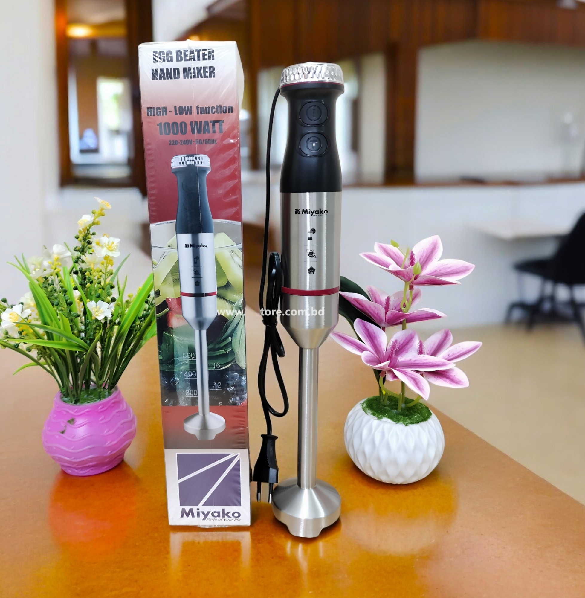 Picture of Miyako Electric Hand Blender/ Hand Mixer/ Egg Beater 1000 watt HB-7701 High & Low Function
