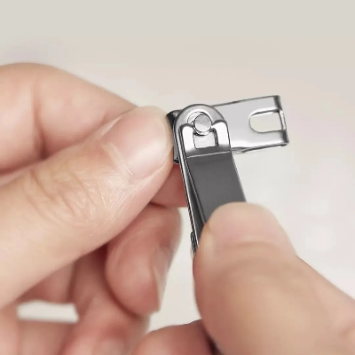 Picture of Huohou No Splash Nail Clippers Set with Metal Box