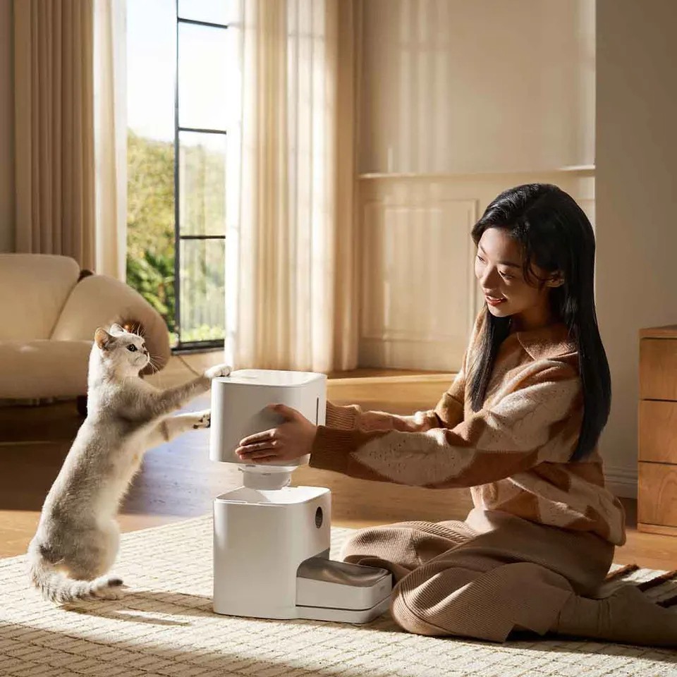 Picture of Xiaomi Mijia Smart Pet Feeder 2 Automatic Feeding 5L Large Granary Moisture-proof Works with Mijia APP