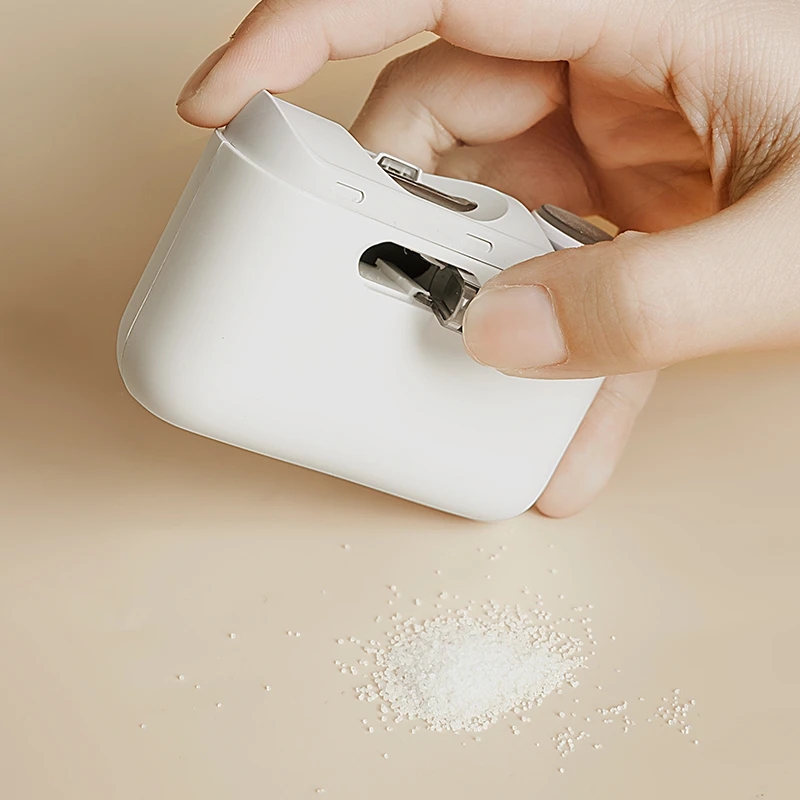 Picture of Xiaomi Showlon Electric Polishing Nail Clipper Manicure Tools