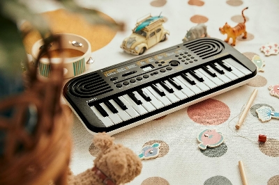 Picture of Casiotone Mini Keyboard SA-51 with Piano tones-Black