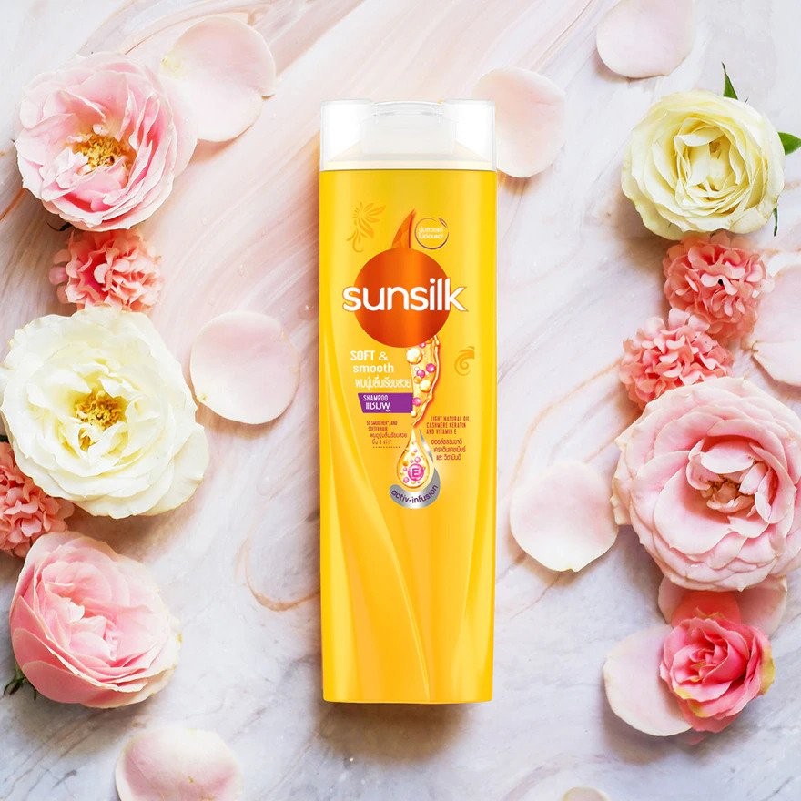 Picture of Sunsilk Soft and Smooth Shampoo (300ml) yellow
