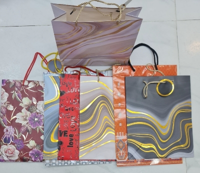 Picture of 3D Paper Gift Bag birthday marriage Day valentine Day all occasion gift Zipper Bag