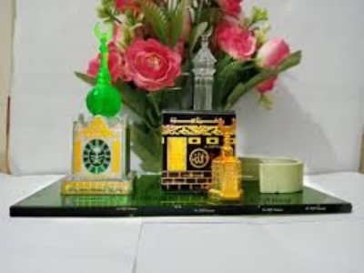 Picture of Kaba Ghar Showpiece For Home Decoration and Birthday Marriage day Father's day Mother's day Friendship Day any occasion Gift