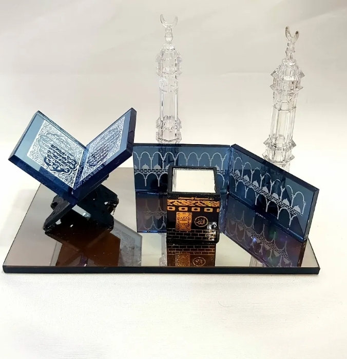 Picture of Glass Kaaba Gohar Islamic Showpiece FOR ROOM DECORATION