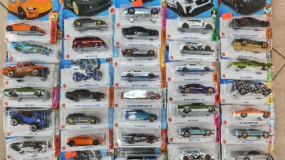 Picture of Hot Wheels new collection 2024 Basic Car H Assortment, 1 Mini Cars in Box Sale, Ages 3 and UpMcLAREN F1 GTR hot wheels made in Malaysia