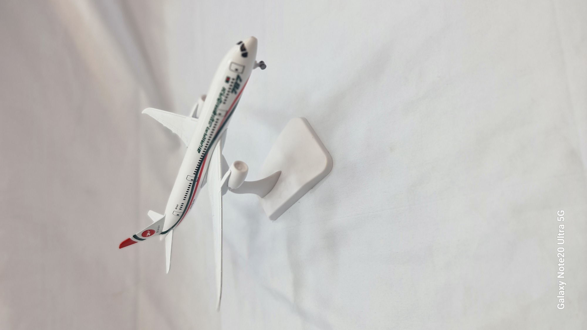 Picture of Alloy metal biman 20cm Biman Bangladesh Airlines Boeing 787 Airplane Model Stand Aircraft Gift