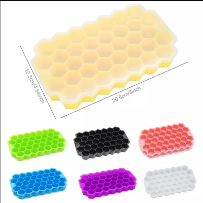 Picture of Silicone lce Cube Trays with Lids Honeycomb Silicone lce Cube Tray 37 Grid lce Cube Mold Flexible Silicone 37 Cavities Honeycomb Shaped Stackable Durable Dishwasher Safe Silicone lce Cube Tray Mold Maker With Lid