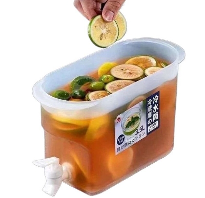 Picture of High quality Food grade plastic juice jar 2.5