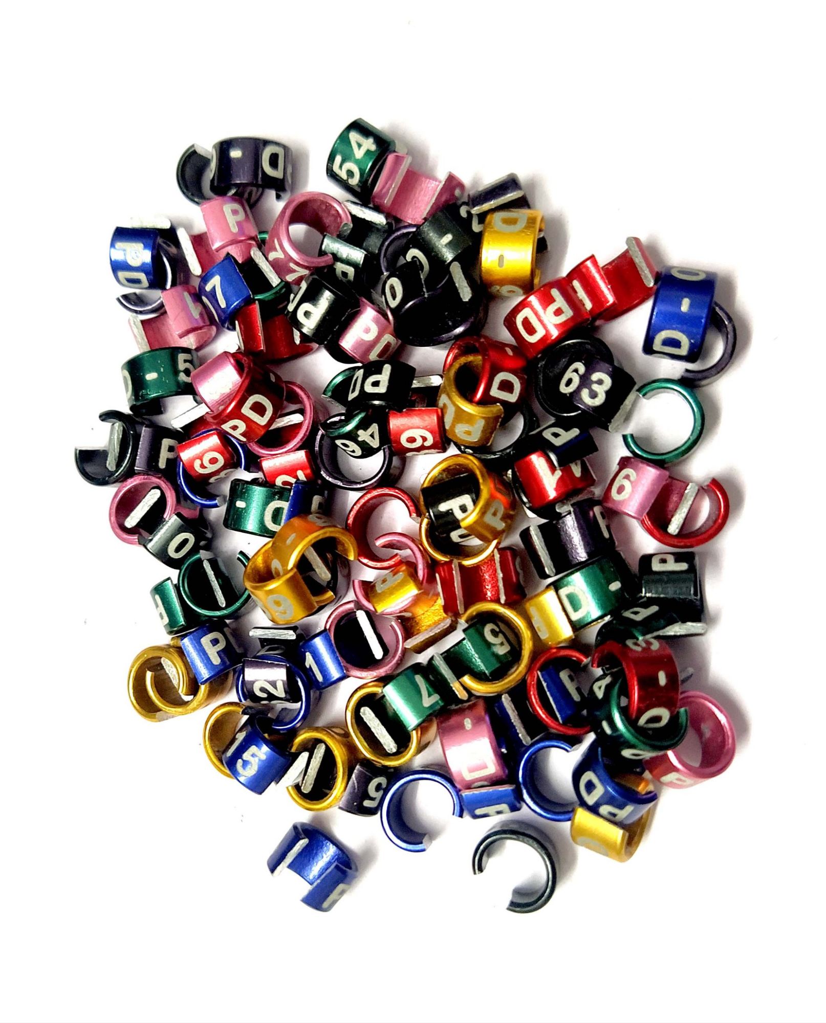 Picture of 2pcs 8mm cut ring easy to use Ringneck parrot. sun coniur.  lory. pigeon. bird products pet bird accessories