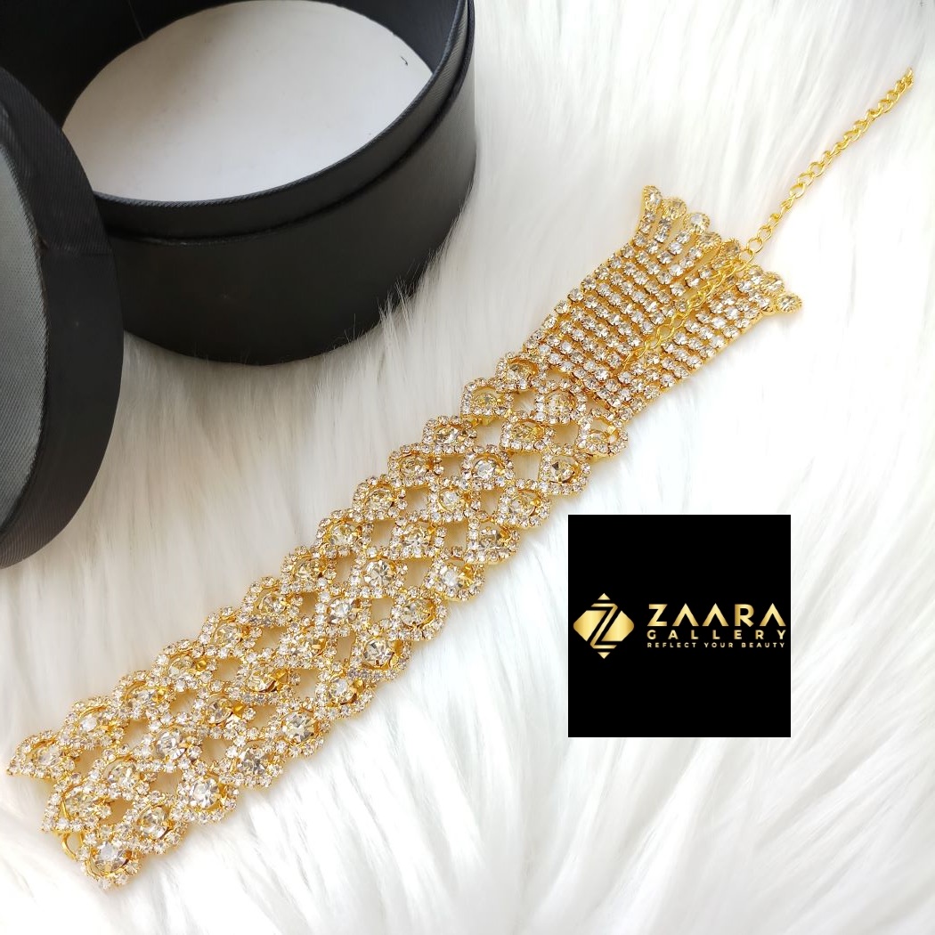 Picture of New Exclusive Stylish White Stone Golden Bracelet For Girls & Women (Imported) M-STB06 - Bracelet for Women & Girls