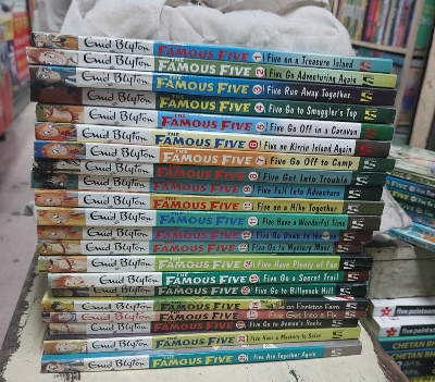 Picture of Famous Five Series 21 Books Collection Product Bundle by Enid Blyton- Yellow - Paperback