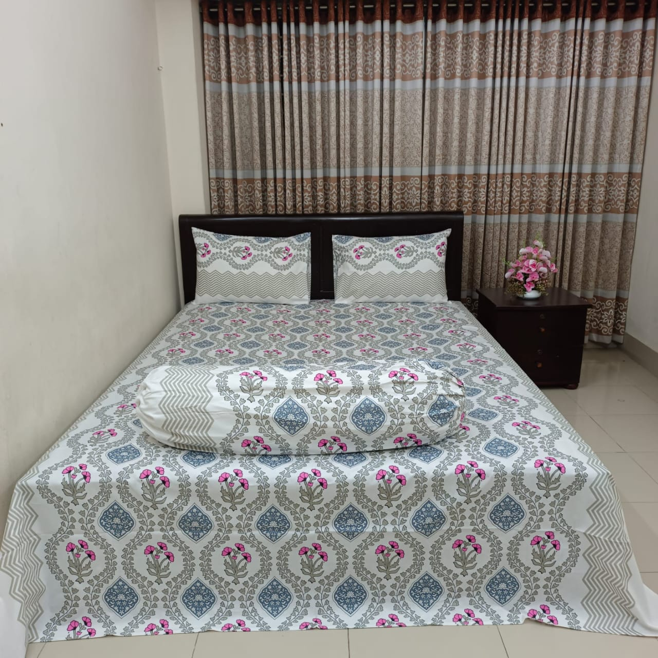 Picture of 4 Piece set Cotton Fabric (সুতি কাপড়) Printed 7 by 8 Feet Double King Size Bedsheet Set with Two Pillow Covers and With Side Pillow cover