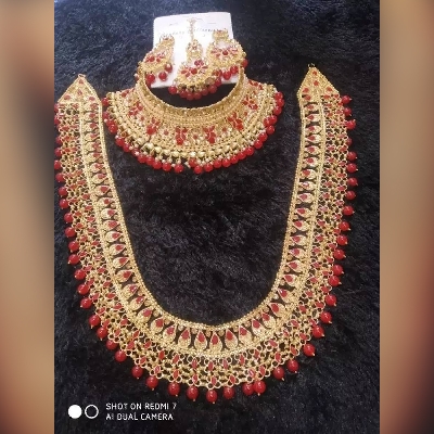 Picture of Gold Plated Jewellery Set for Women