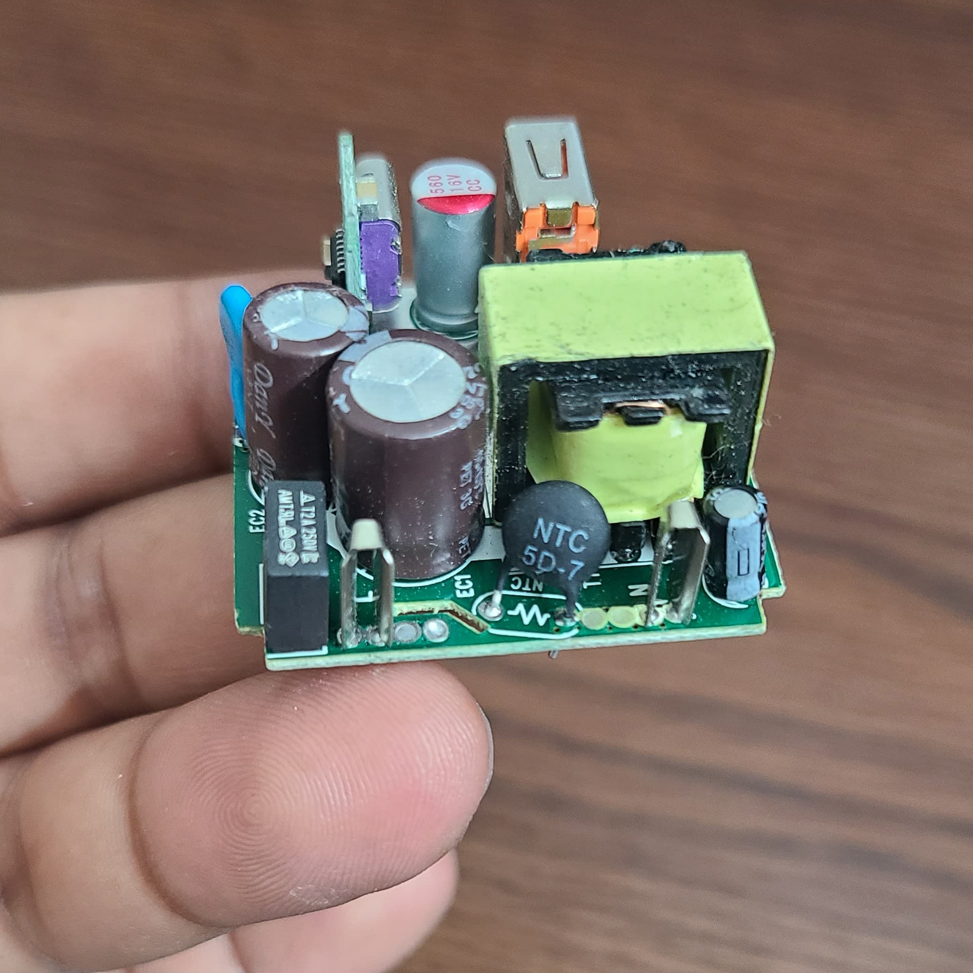 Picture of PD 22.5W Type C port USB fast charging board diy SMPS Adapter 220V to Mobile Charge- Battery Charger For Mobile Phone