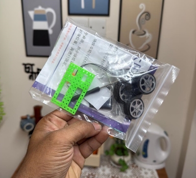 Picture of DIY Solar Toy Car Assemble Solar Vehicle Mini Solar Energy Powdered Toy Racer Child Kid Solar Car Education kid