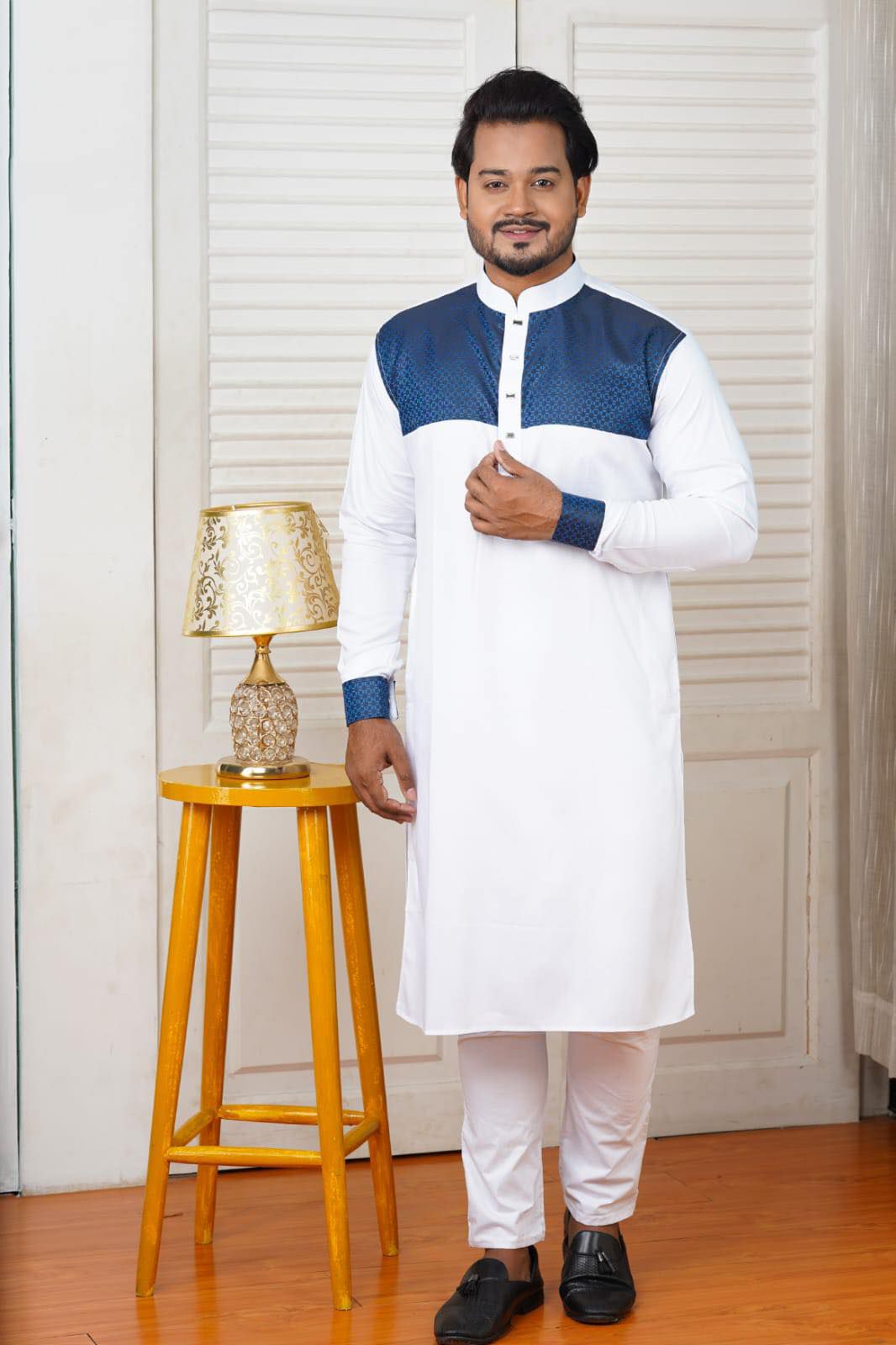 Picture of New man's exclusive design for panjabi semi long