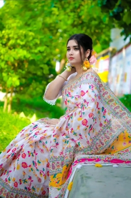 Picture of Tangail Half Silk jamdani Saree for women/ saree