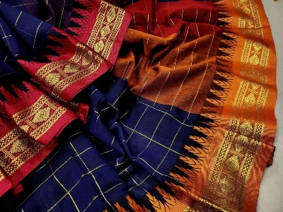 Picture of Half silk nokshe paier jamdani sari for women/Saree