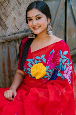 Picture of Soft weightloss semi muslin saree for women suitable for every season