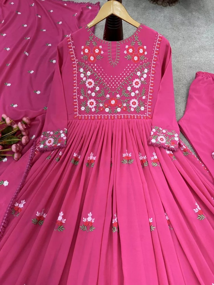Picture of Indian Gujrati Stitched Four pics Shalwar Kameez with lace for women