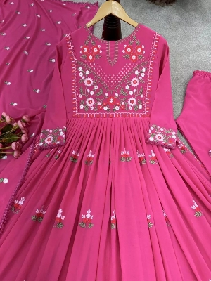 Picture of Indian Gujrati Stitched Four pics Shalwar Kameez with lace for women