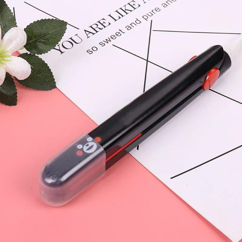 Picture of Mini Hair Straightener Clipboard Small Power Plug Curling Hair Straight Hair Girls Air Bangs Portable Hair Straightener