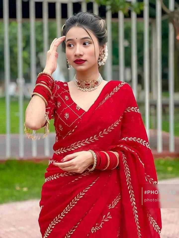 Picture of Exclusive Viral Georgette Saree with Embroidery Work Blouse