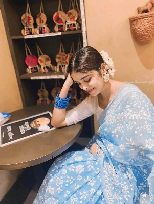 Picture of Elegant Stylish Brand New Halfsilk Screen Print Saree For Women - Perfect and Suitable Any Occasion
