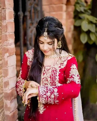 Picture of Viral Readymade sharee Dress for women sequence with pearl work & fancy lace