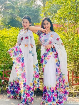 Picture of Fashionable Half Silk Saree for Women - Embrace Elegance for All Occasions - Suitable for All Seasons