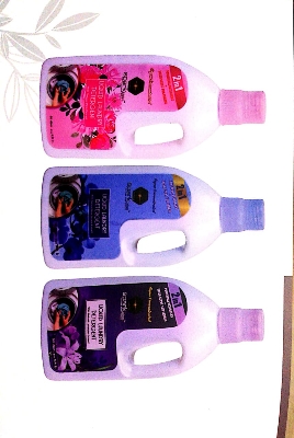 Picture of Spark Bliss Pink Liquid Laundry Detergent/Cloth Wash - 500ml
