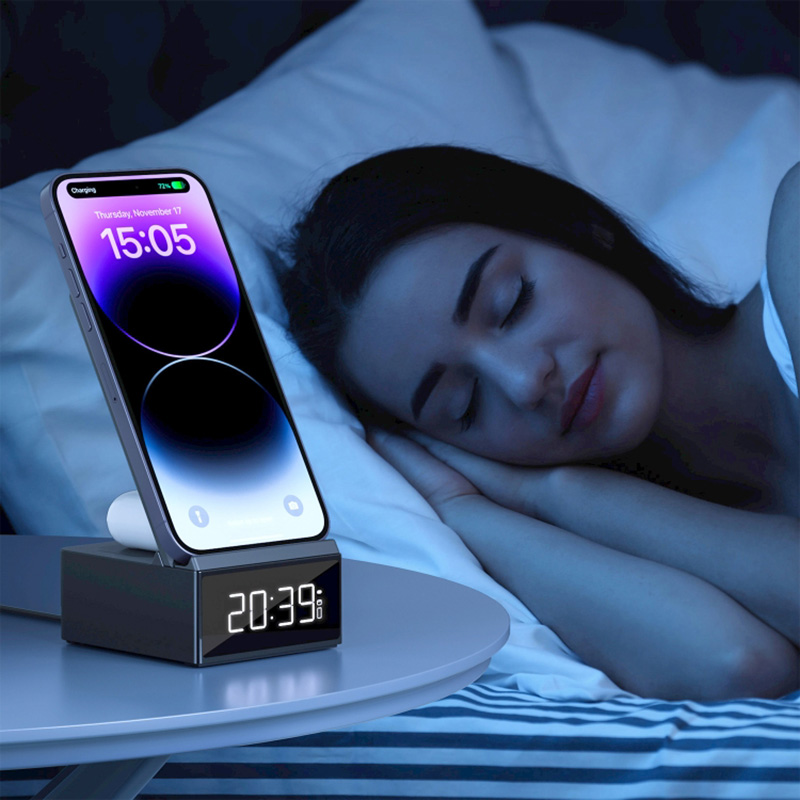 Picture of WIWU Wi-W011 Platinum 15W 3 in 1 Wireless Charger with Clock - Black