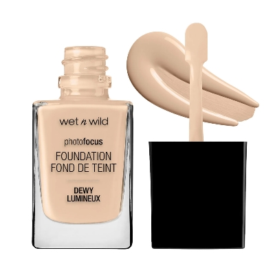 Picture of Wet N Wild Photo Focus Dewy Foundation- Soft Ivory
