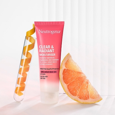 Picture of Neutrogena Clear & Radiant Moisturiser Oil Free - 50ml